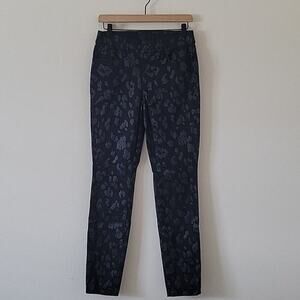 Chico's Secret Stretch Black Coated Leopard Print Pant Jegging Size 2